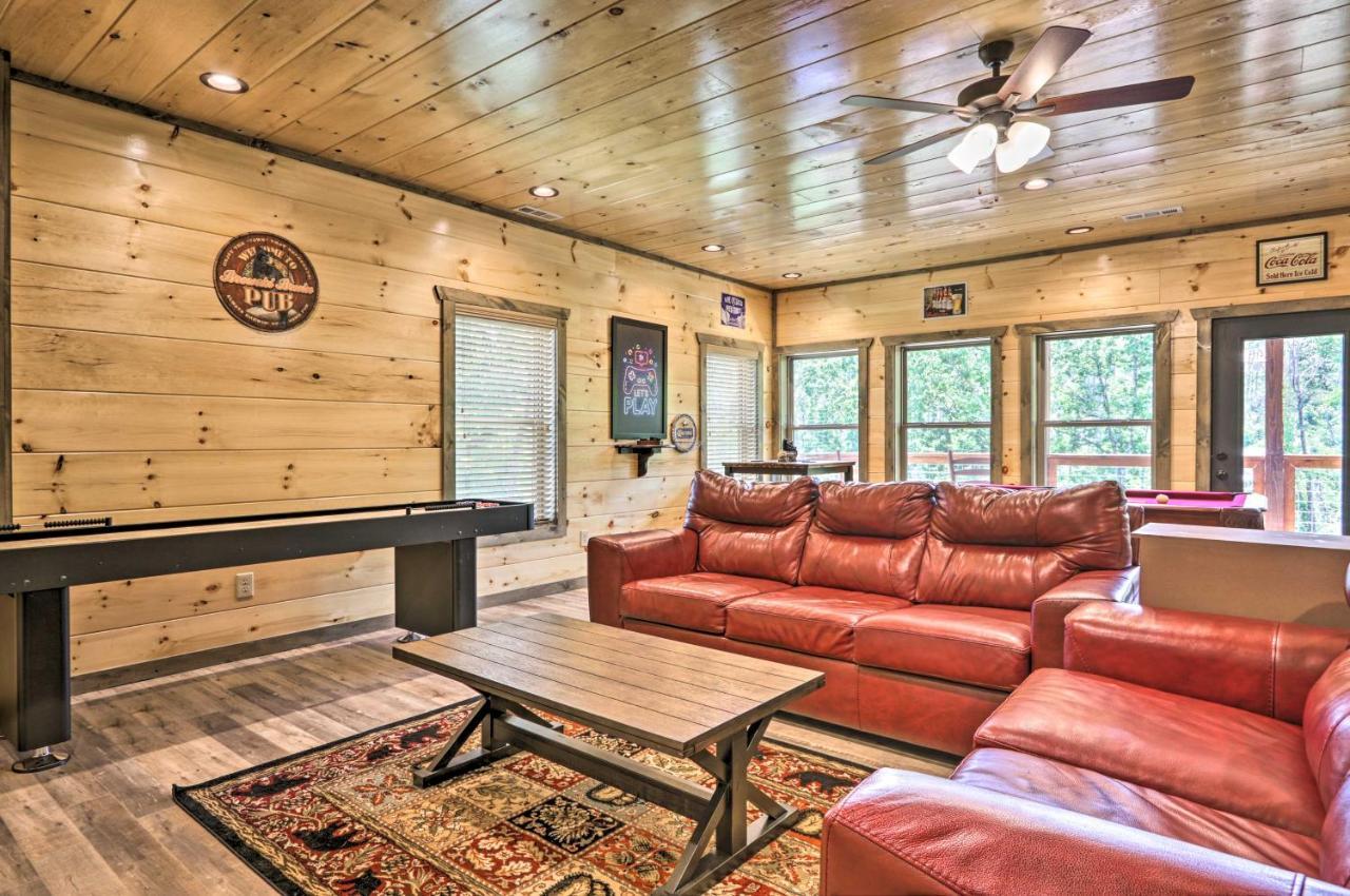 Modern Cabin With Hot Tub And Game Room In Gatlinburg! Екстериор снимка